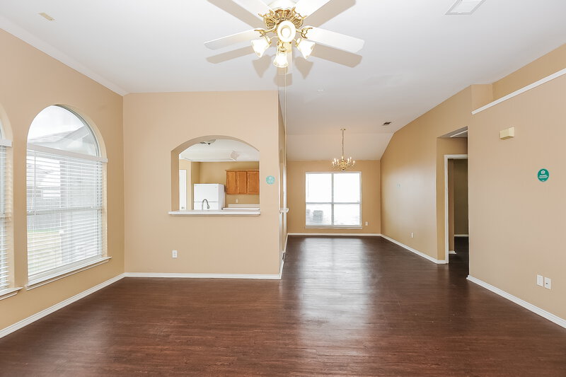 2,410/Mo, 1626 Redwood Dr Corinth, TX 76210 Living Room View 3