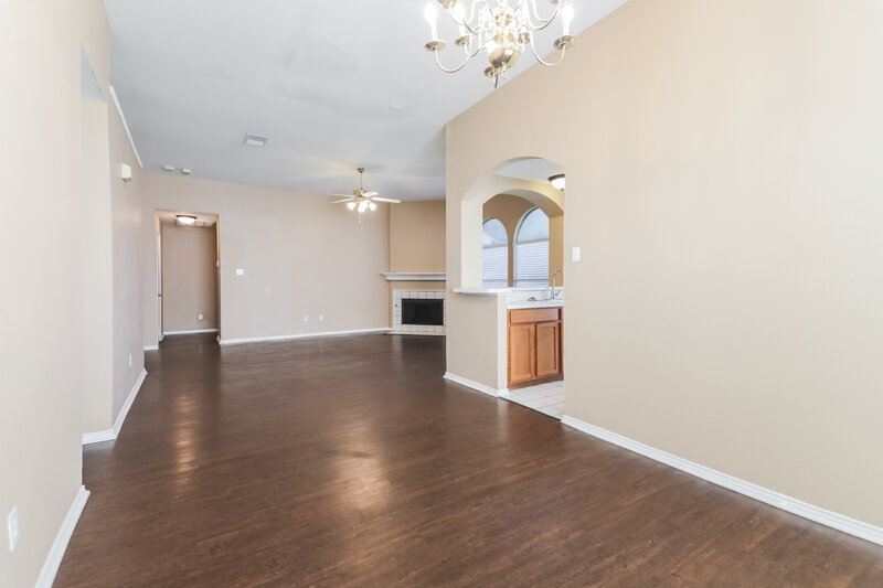 2,220/Mo, 1626 Redwood Dr Corinth, TX 76210 Living Room View 2