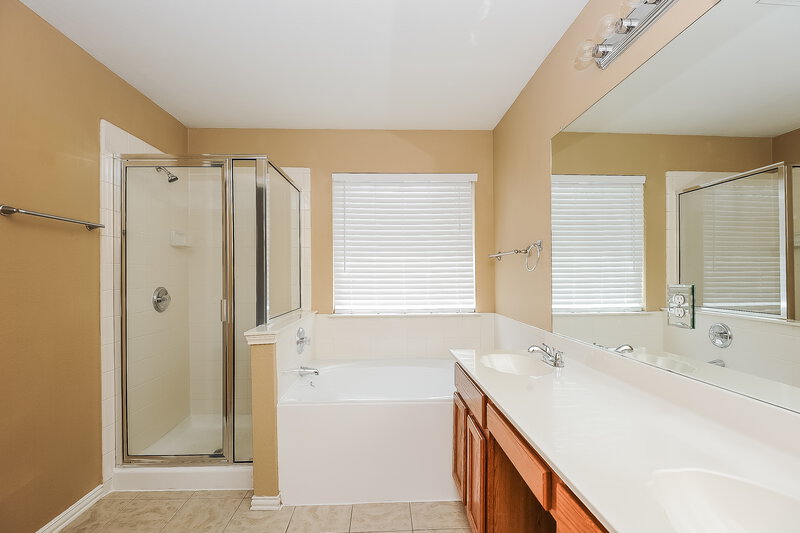 2,410/Mo, 1626 Redwood Dr Corinth, TX 76210 Master Bathroom View 2