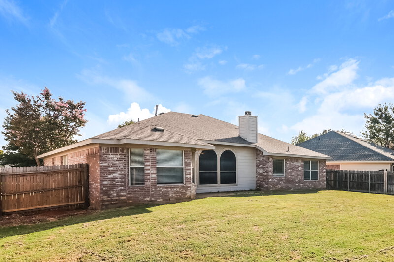 2,220/Mo, 1626 Redwood Dr Corinth, TX 76210 Rear View