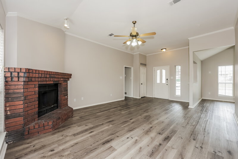 2,270/Mo, 3506 Locust St Rowlett, TX 75089 Living Room View