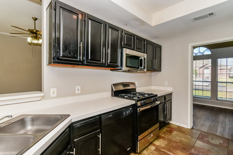 3,070/Mo, 3506 Locust St Rowlett, TX 75089 Kitchen View