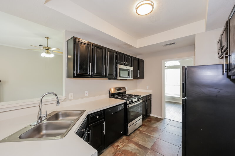 2,270/Mo, 3506 Locust St Rowlett, TX 75089 Kitchen View
