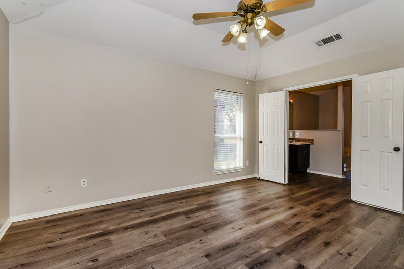 3,070/Mo, 3506 Locust St Rowlett, TX 75089 Main Bedroom View 2