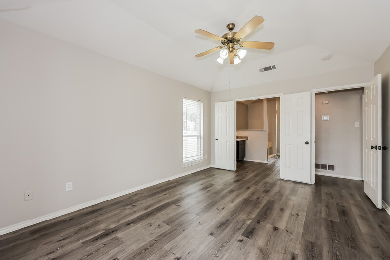 2,270/Mo, 3506 Locust St Rowlett, TX 75089 Main Bedroom View 2