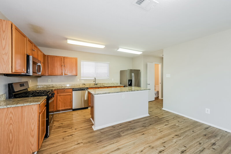 2,195/Mo, 2133 Pecan Creek Dr Mesquite, TX 75181 Kitchen View 2