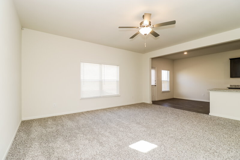 2,370/Mo, 1225 Redpine Dr Fort Worth, TX 76140 Living Room View 2