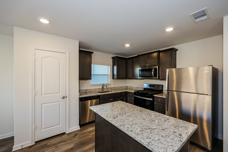 1,980/Mo, 1313 Redpine Dr Fort Worth, TX 76140 Misc View 6