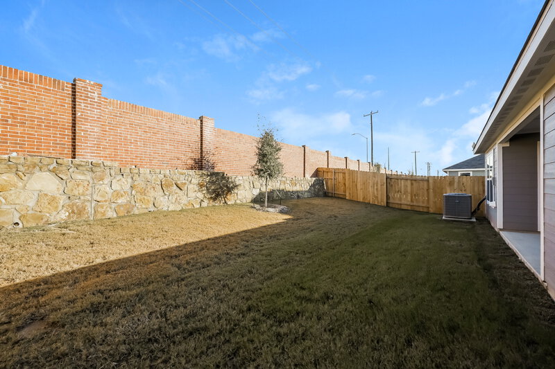 1,980/Mo, 1313 Redpine Dr Fort Worth, TX 76140 Misc View 17