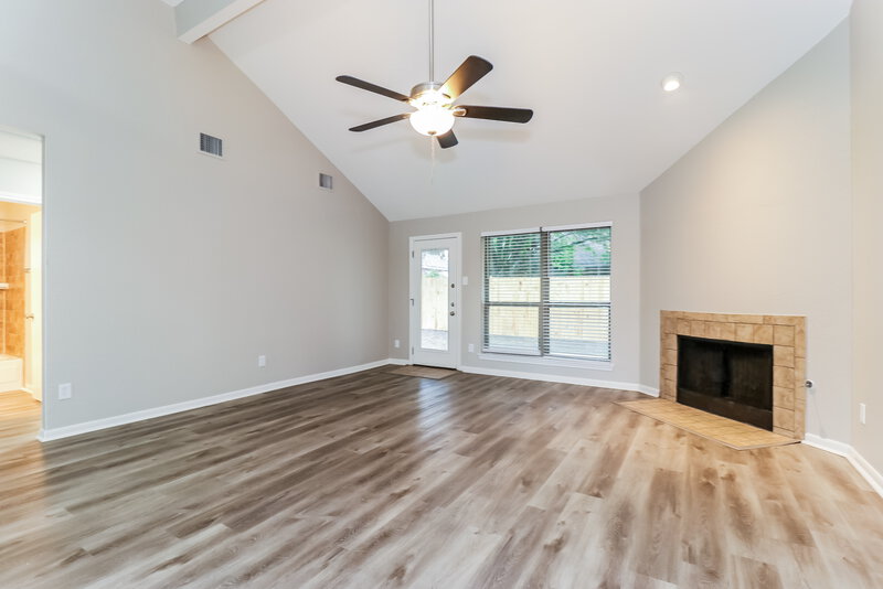 2,175/Mo, 107 Hollywood Dr Glenn Heights, TX 75154 Misc View 2