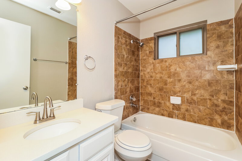 2,175/Mo, 107 Hollywood Dr Glenn Heights, TX 75154 Misc View 12