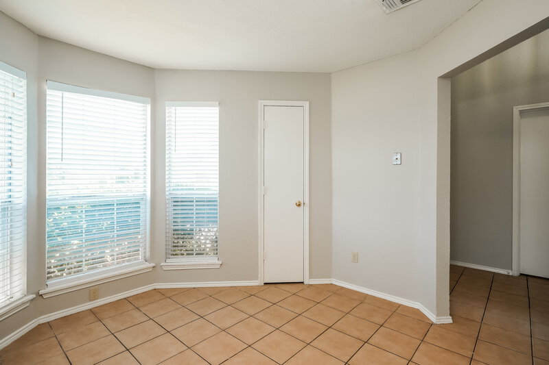 1,795/Mo, 3612 Garden Springs Dr Fort Worth, TX 76123 Breakfast Nook View