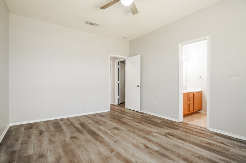 1,795/Mo, 3612 Garden Springs Dr Fort Worth, TX 76123 Main Bedroom View 2