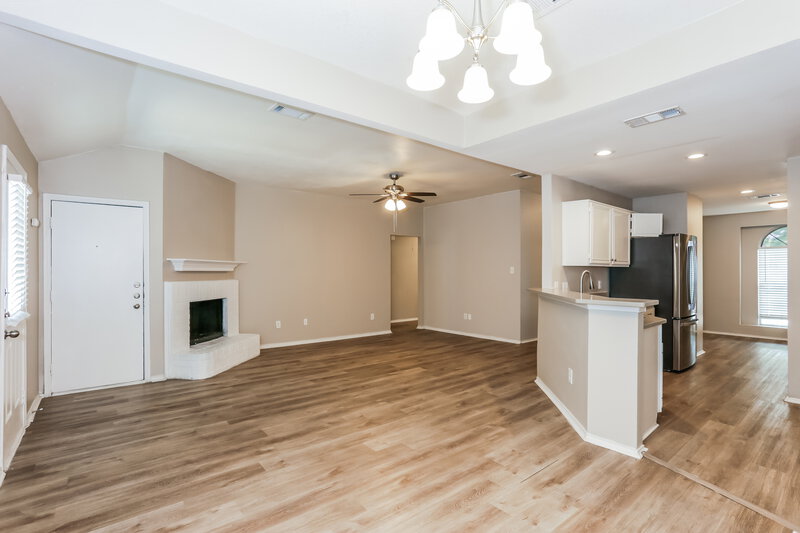 1,965/Mo, 2628 Hidden Springs Dr Mesquite, TX 75181 Dining Room View