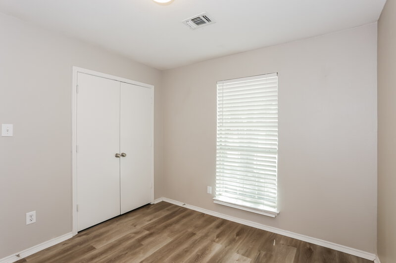 1,965/Mo, 2628 Hidden Springs Dr Mesquite, TX 75181 Bedroom View 3