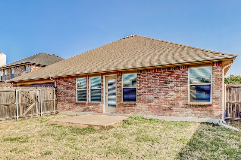 2,645/Mo, 742 Mulberry Ct Red Oak, TX 75154 Rear View