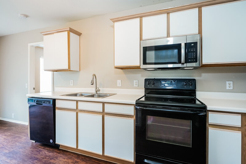 1,805/Mo, 8540 Charleston Ave Fort Worth, TX 76123 Kitchen View