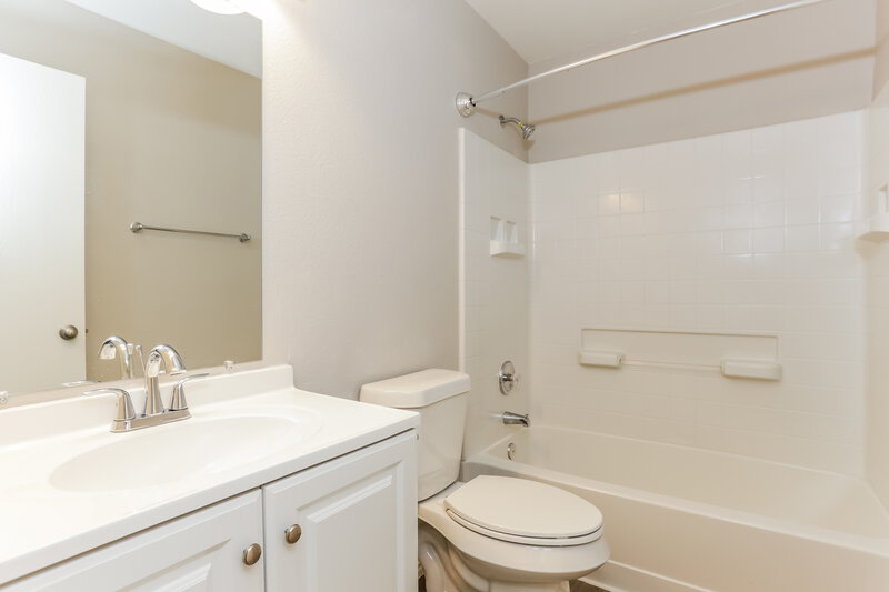 2,155/Mo, 9105 Saint Kitts Rd Fort Worth, TX 76123 Bathroom View