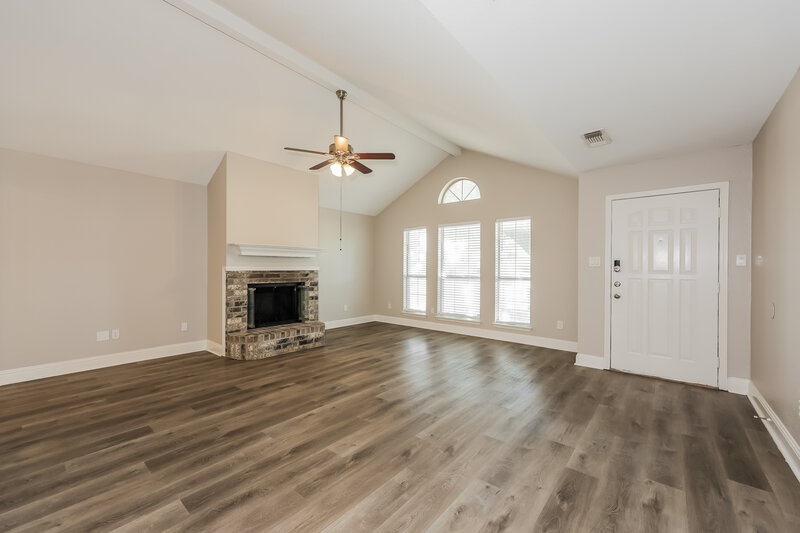 2,055/Mo, 8500 Cove Meadow Lane Fort Worth, TX 76123 Living Room View