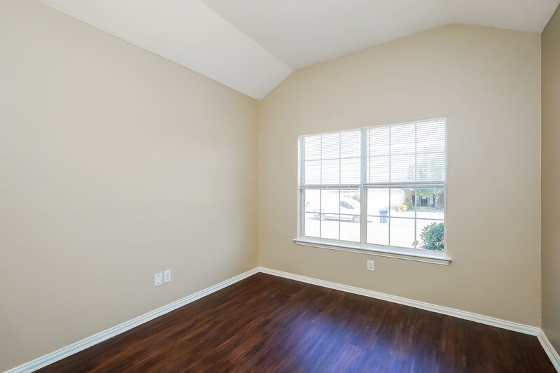 2,040/Mo, 915 Joshua Dr Burleson, TX 76028 Bedroom View 2
