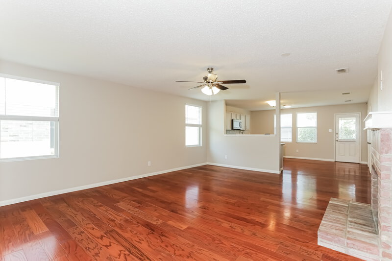2,075/Mo, 1981 Lariat Dr Justin, TX 76247 Living Room View