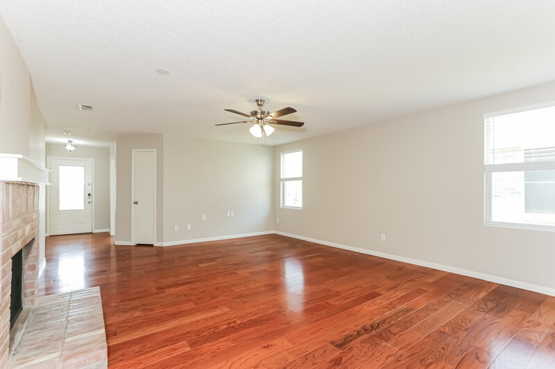2,075/Mo, 1981 Lariat Dr Justin, TX 76247 Living Room View 3