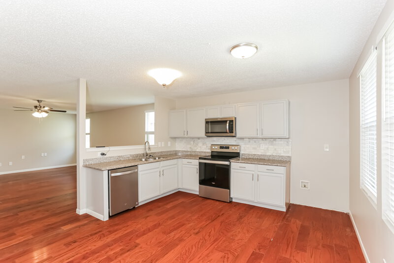2,075/Mo, 1981 Lariat Dr Justin, TX 76247 Kitchen View