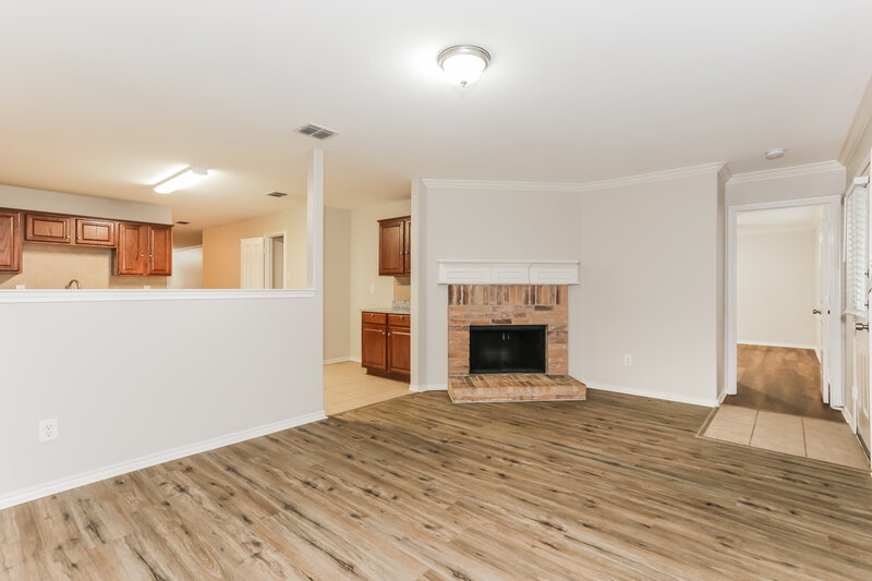 2,165/Mo, 7656 Indigo Ridge Dr Fort Worth, TX 76131 Living Room View