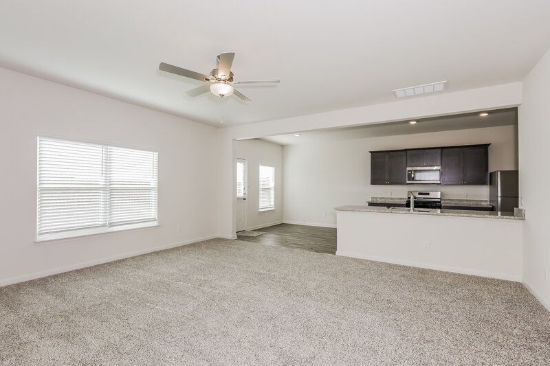 3,340/Mo, 9504 Aventura Dr Fort Worth, TX 76140 Living Room View 2
