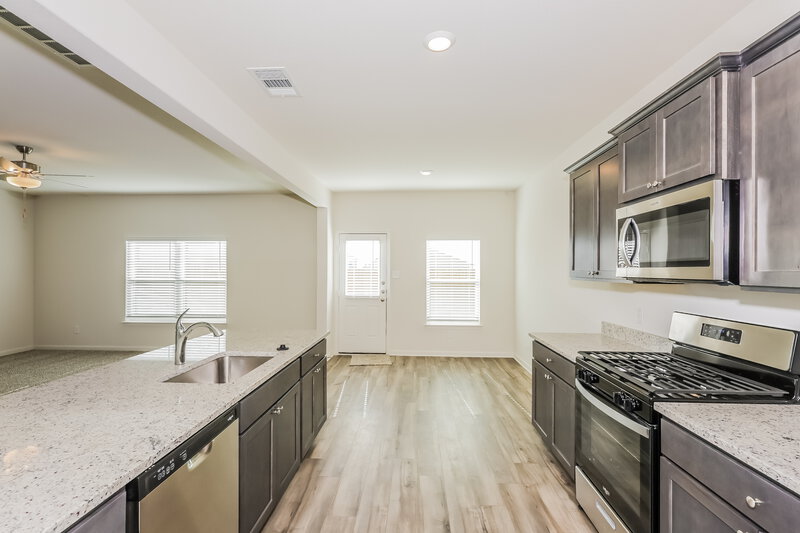 3,340/Mo, 9504 Aventura Dr Fort Worth, TX 76140 Dining Room View