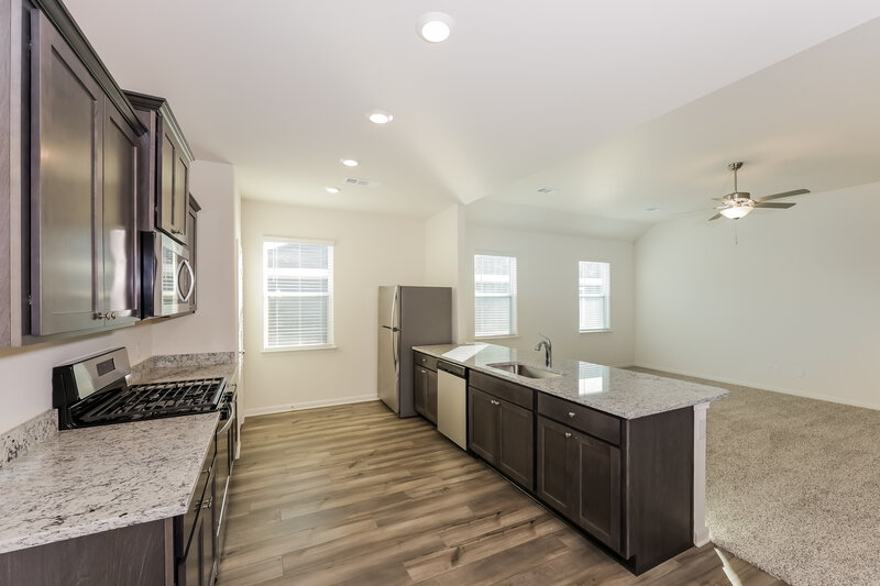 2,380/Mo, 1305 Redpine Dr Fort Worth, TX 76140 Kitchen View