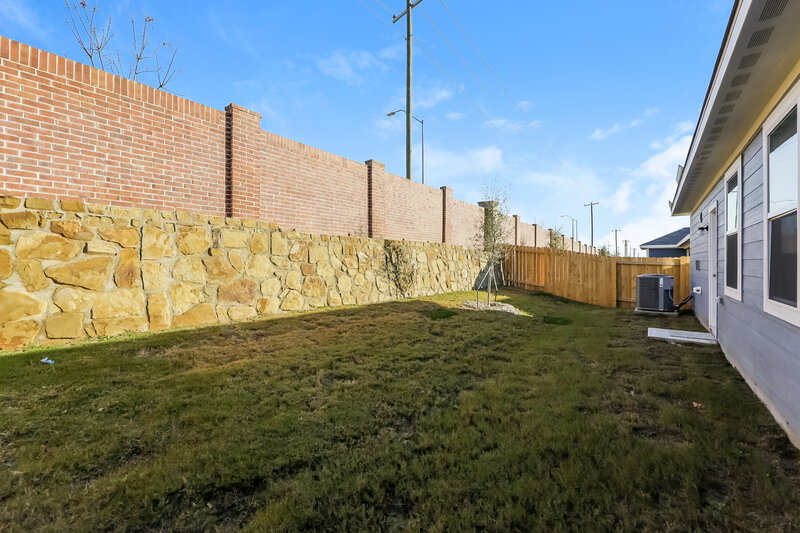2,380/Mo, 1305 Redpine Dr Fort Worth, TX 76140 Exterior View