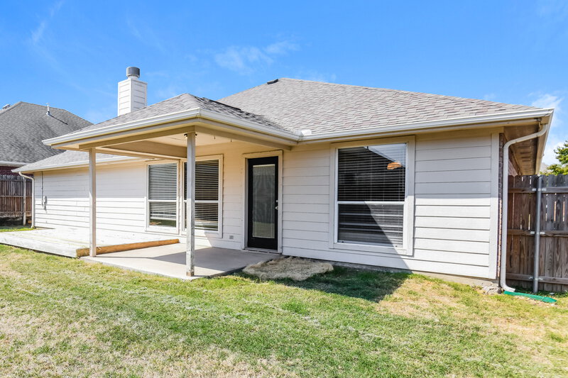 2,210/Mo, 7116 Cattle Dr Fort Worth, TX 76179 Rear View