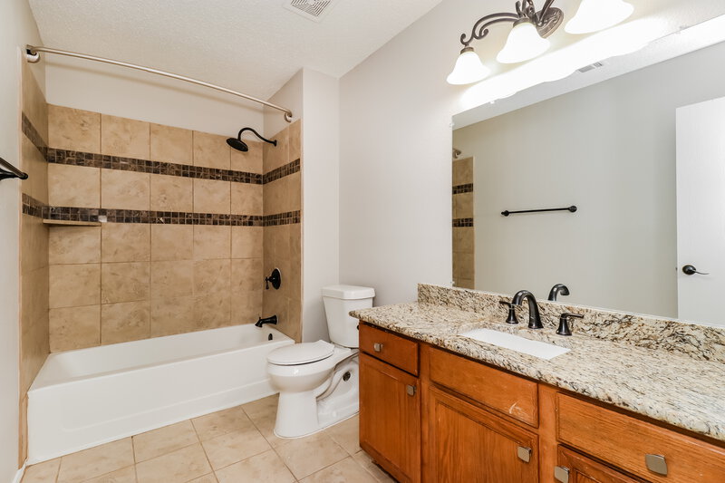 2,620/Mo, 4309 Falcon Perch Cir Arlington, TX 76001 Bathroom View