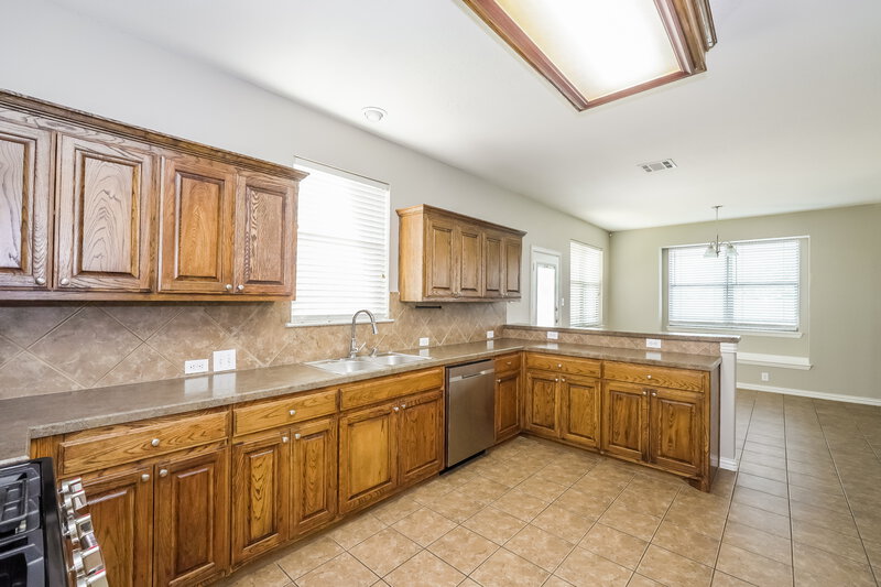 2,035/Mo, 7217 Tin Star Dr Fort Worth, TX 76179 Kitchen View 2