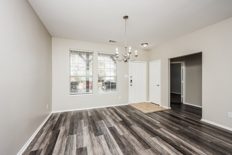 2,340/Mo, 2009 Chisolm Trl Forney, TX 75126 Dining Room View
