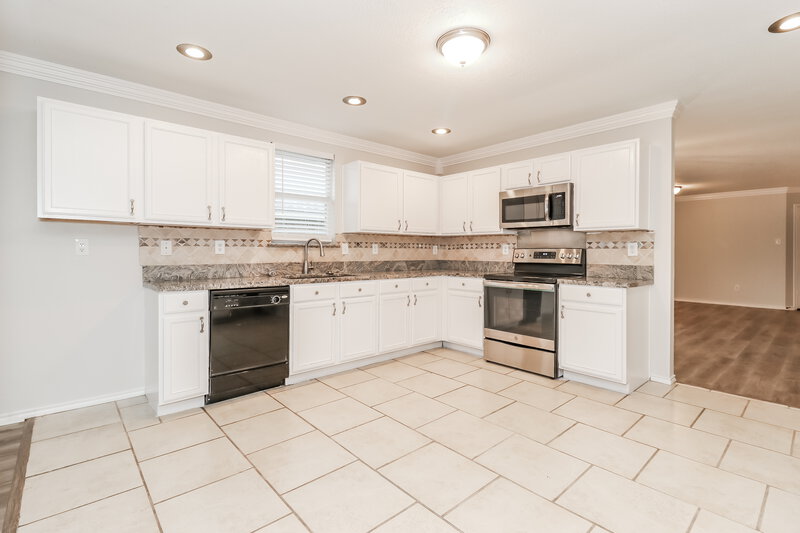 2,415/Mo, 637 Silvertop Rd Arlington, TX 76002 Misc View 3