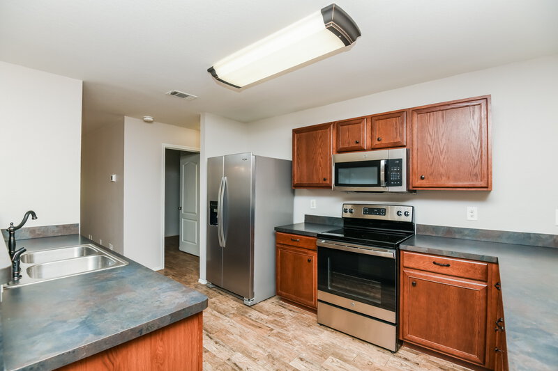 2,155/Mo, 6633 Cascade Canyon Trl Fort Worth, TX 76179 Kitchen View