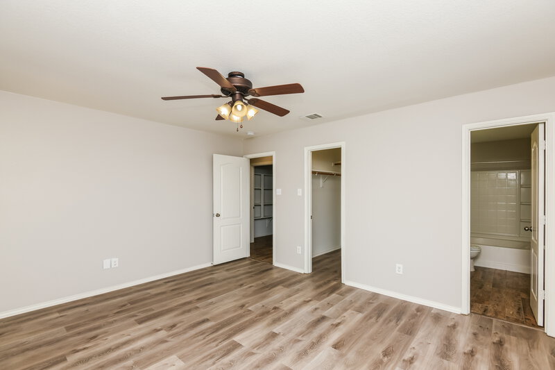 2,155/Mo, 6633 Cascade Canyon Trl Fort Worth, TX 76179 Bedroom View 3