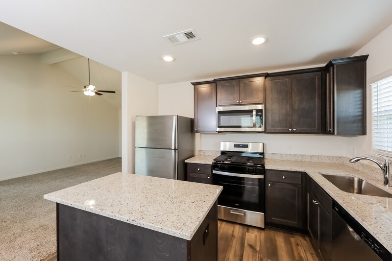 2,145/Mo, 9601 Teton Vista Dr Fort Worth, TX 76140 Kitchen View 3