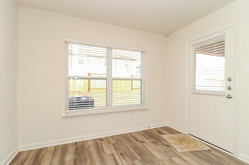 2,590/Mo, 1313 Woodwinds Dr Fort Worth, TX 76140 Dining Room View