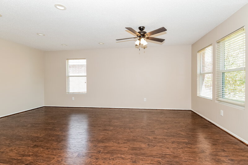 2,480/Mo, 1434 Hickory Creek Ln Rockwall, TX 75032 Living Room View