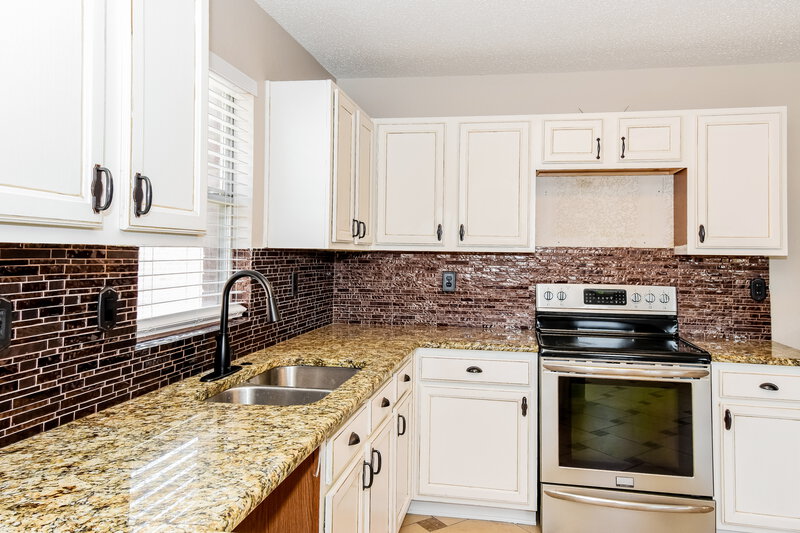 2,480/Mo, 1434 Hickory Creek Ln Rockwall, TX 75032 Kitchen View 2