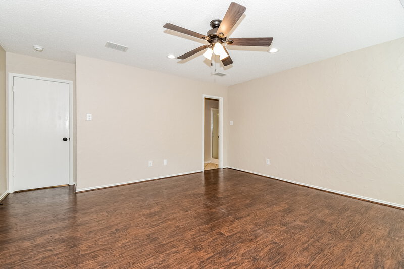 2,480/Mo, 1434 Hickory Creek Ln Rockwall, TX 75032 Main Bedroom View