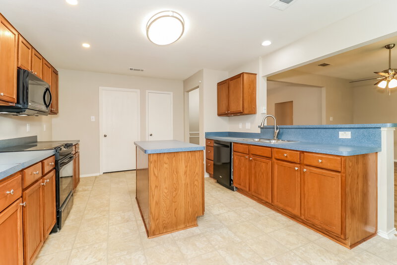 2,265/Mo, 726 Victoria Dr Midlothian, TX 76065 Misc View 6