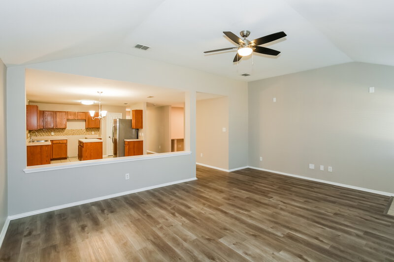 2,455/Mo, 217 Hilltop Dr Justin, TX 76247 Living Room View 2