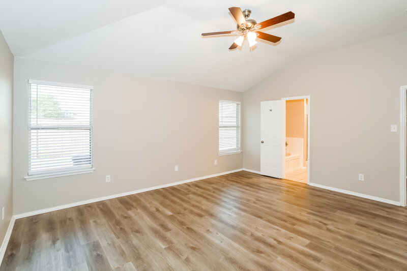2,455/Mo, 217 Hilltop Dr Justin, TX 76247 Main Bedroom View 2