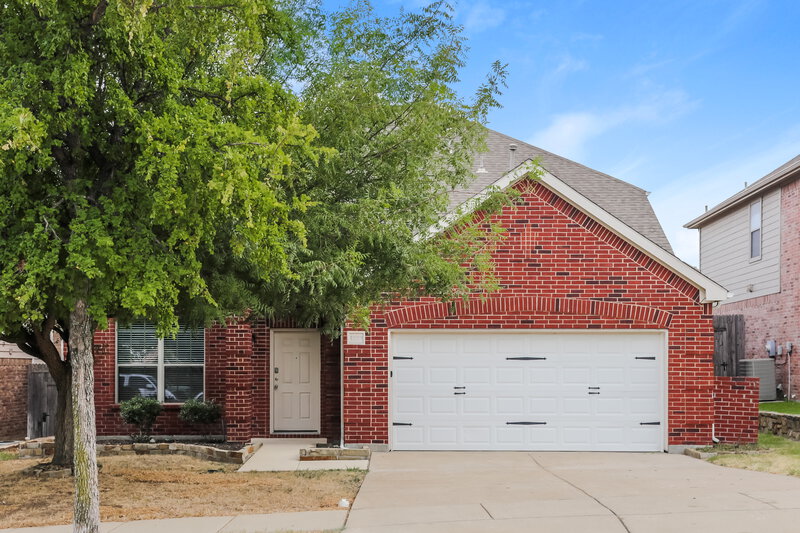2,395/Mo, 10509 Lipan Trl Fort Worth, TX 76108 External View