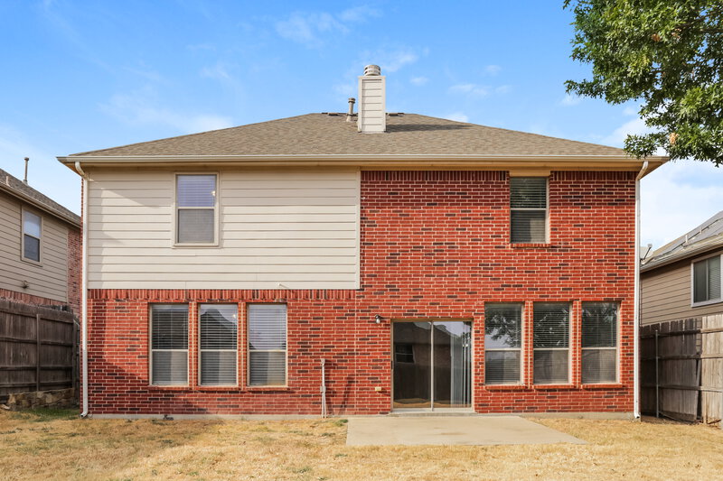 2,395/Mo, 10509 Lipan Trl Fort Worth, TX 76108 Rear View