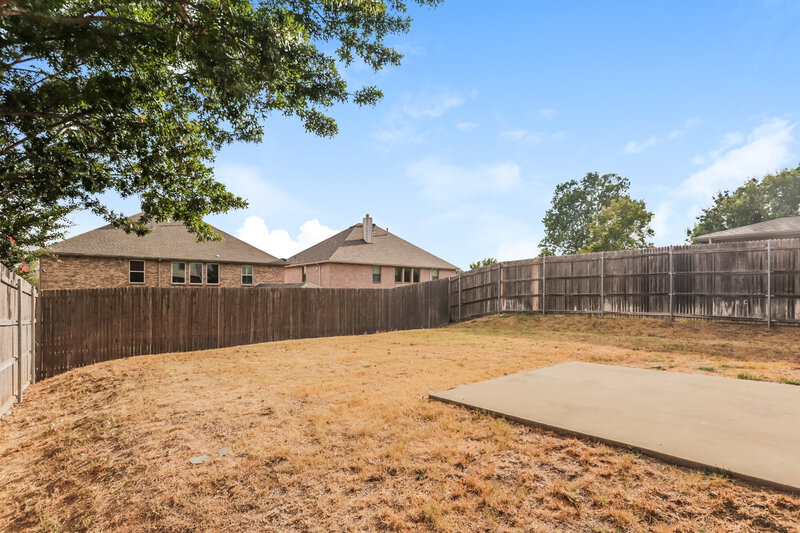 2,395/Mo, 10509 Lipan Trl Fort Worth, TX 76108 Backyard View